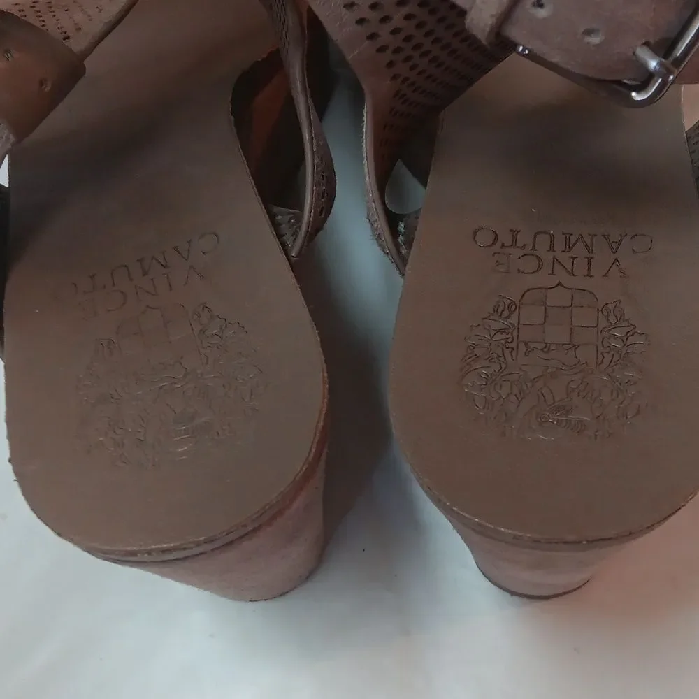 Vince Camuto Women's Tan Wedge Sandals Size 7.5M